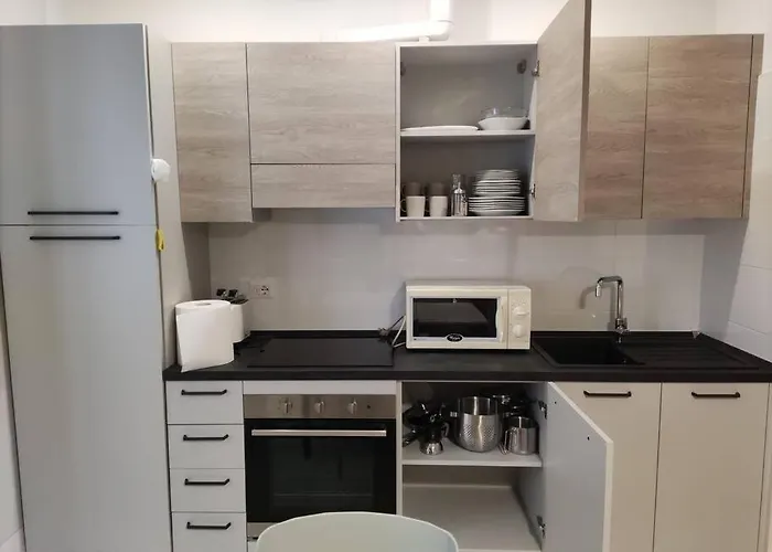 Lejlighed Le Rondini A *