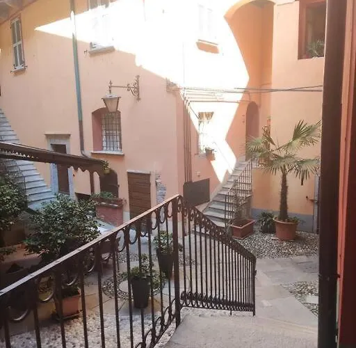 Le Rondini A * 인트라