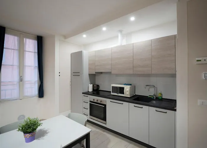 Appartement Le Rondini A Intra