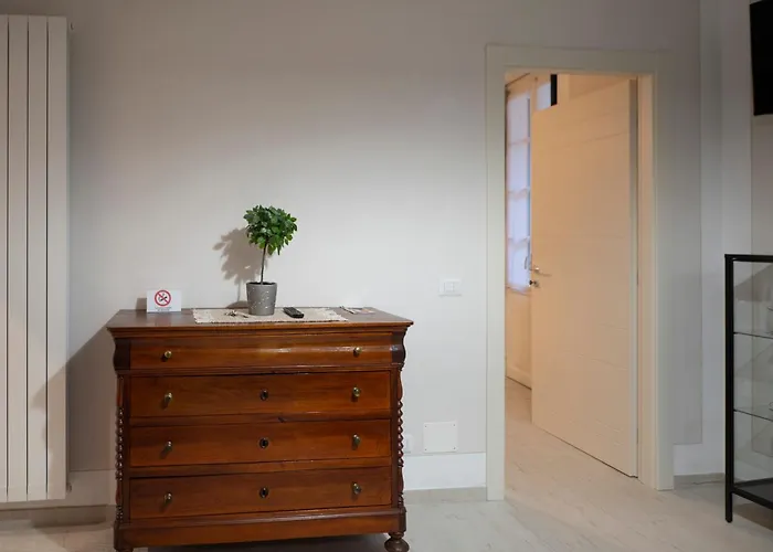 Appartement Le Rondini A Intra